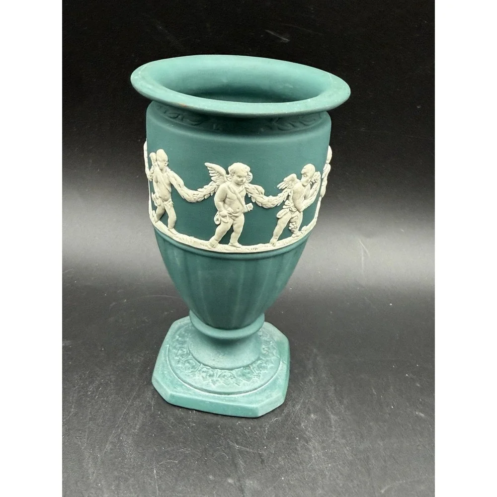 Wedgewood Jasperware Stemmed Vase Spruce Green With Cherubs 4 3/4 